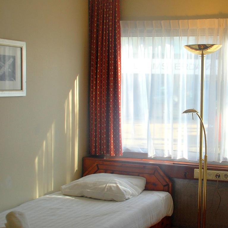 Budget Hostel Bargain Toko Amsterdam Værelse billede